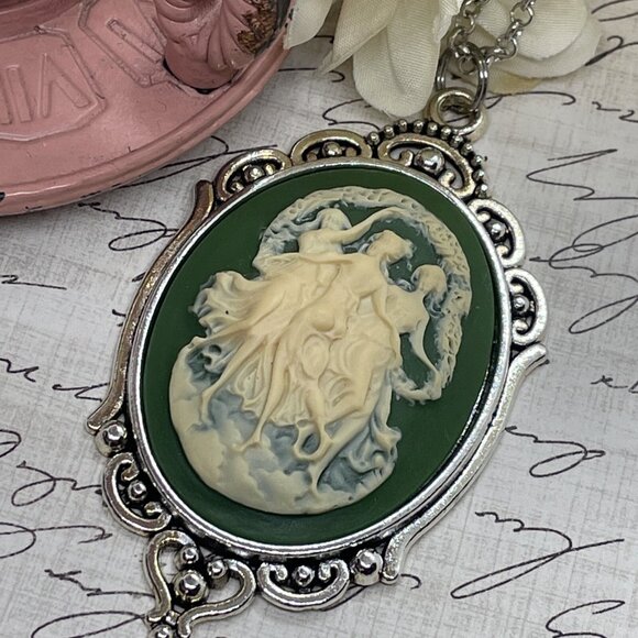 Dancers Muses Muse Cameo Green Victorian Necklace Charm Gift Mom Wife Daughter - Picture 5 of 10